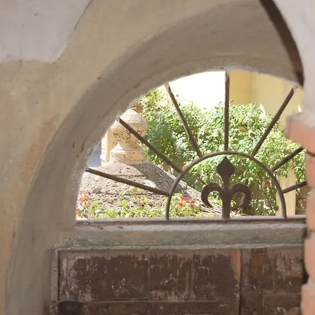 King Size 1-bdr Close To Biella Candelo And La Bessa * Borriana